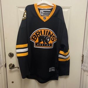 Boston Bruins Jersey worn once